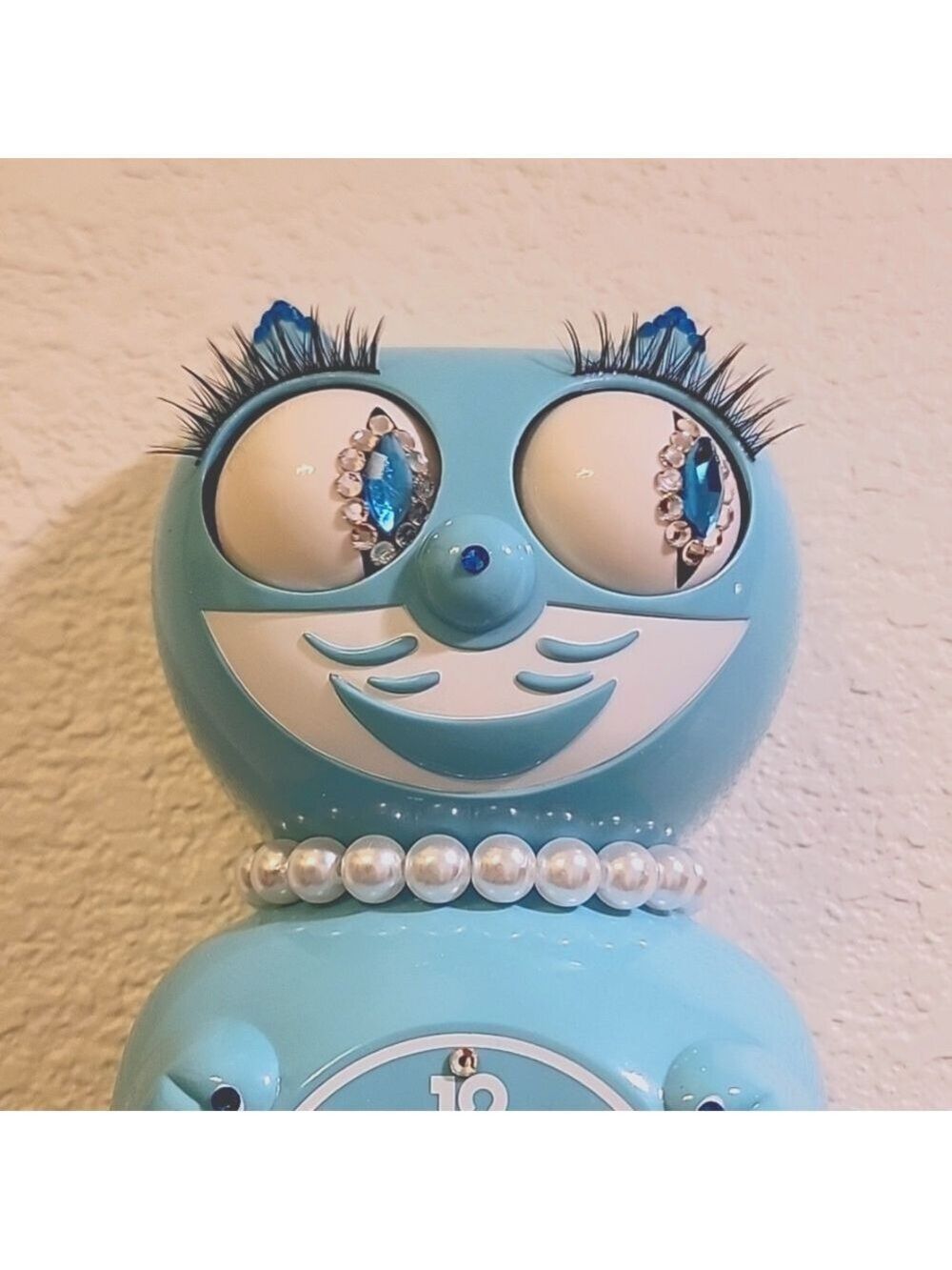 Jeweled Vibrant Blue Turquoise Lady Kit Kat Cat Klock Clock